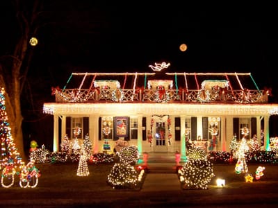 this image shows Christmas lights installation in Cameron Park, CA